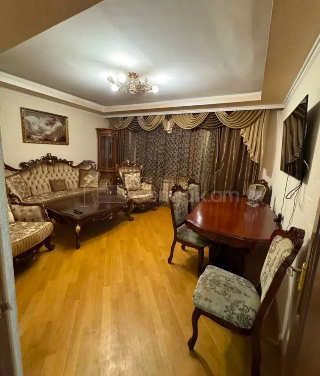 3 Սենյականոց Բնակարան, 89քմ, 6/9 հարկ, Կապիտալ Վերանորոգված, Կահավորված, Արևկող