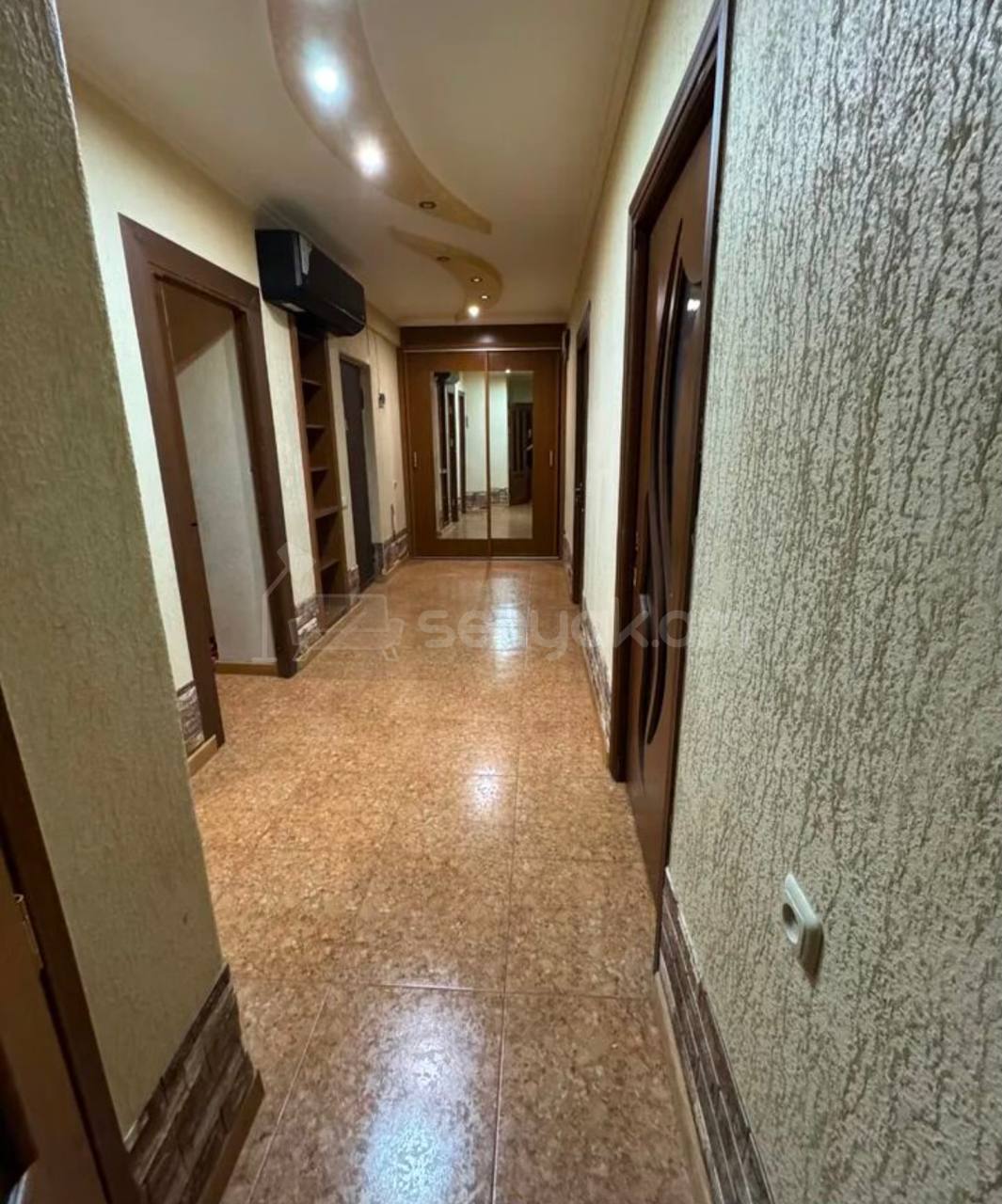 3 Սենյականոց Բնակարան, 89քմ, 6/9 հարկ, Կապիտալ Վերանորոգված, Կահավորված, Արևկող