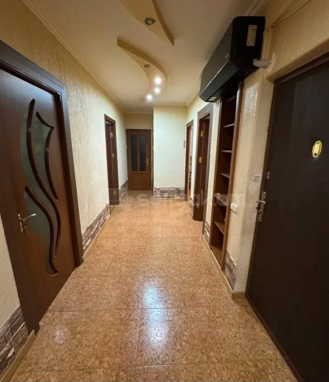 3 Սենյականոց Բնակարան, 89քմ, 6/9 հարկ, Կապիտալ Վերանորոգված, Կահավորված, Արևկող