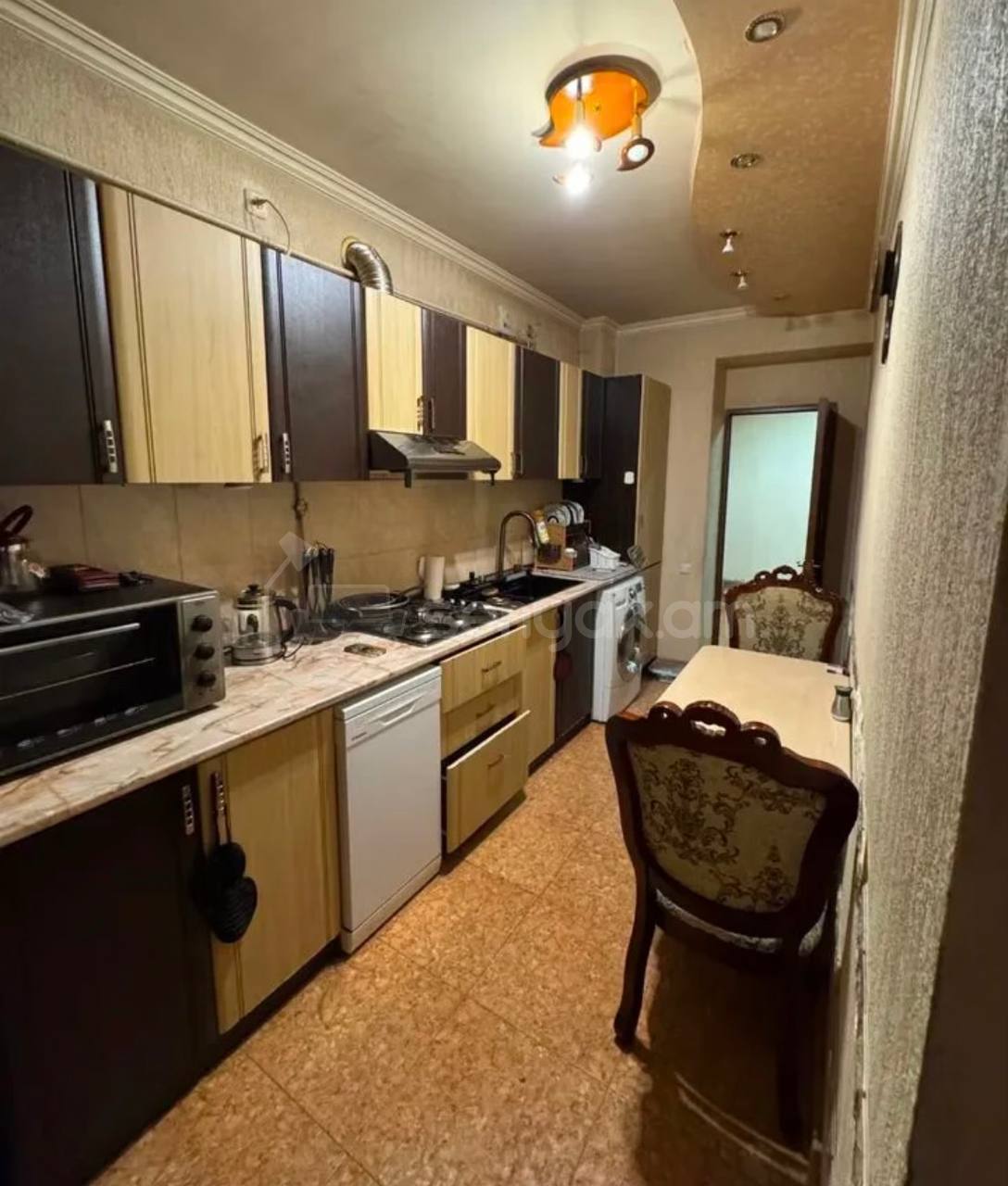 3 Սենյականոց Բնակարան, 89քմ, 6/9 հարկ, Կապիտալ Վերանորոգված, Կահավորված, Արևկող