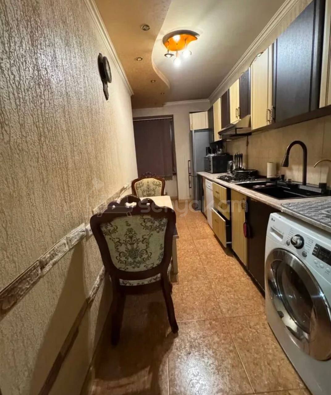 3 Սենյականոց Բնակարան, 89քմ, 6/9 հարկ, Կապիտալ Վերանորոգված, Կահավորված, Արևկող