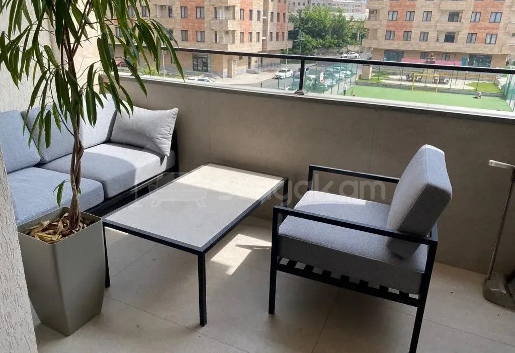 2 Սենյականոց Բնակարան Նորակառույցում, 60քմ, 3/12 հարկ, Կապիտալ Վերանորոգված