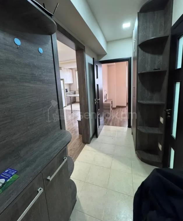 2 Սենյականոց Բնակարան, 45քմ, 9/9 հարկ, Կապիտալ Վերանորոգված, Կահավորված