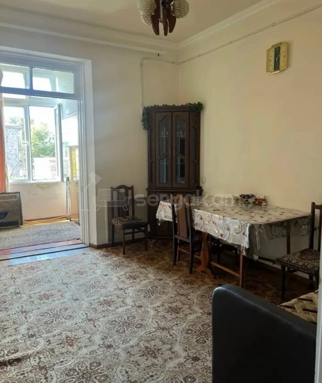 2 Սենյականոց Բնակարան Քարե Շենքում, 42քմ, 3/5 հարկ, Կոսմետիկ Վերանորոգված