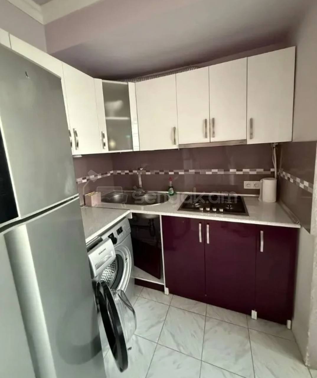 3 Սենյականոց Բնակարան, 98քմ, 2/10 հարկ, Նորմալ Վիճակում