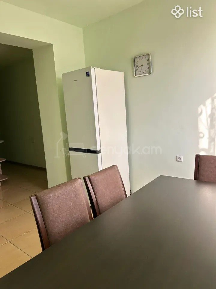 3 Սենյականոց Բնակարան Քարե Շենքում, 75քմ, 2/5 հարկ, Կապիտալ Վերանորոգված, Կահավորված, Արևկող