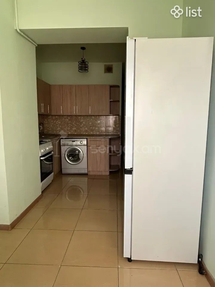 3 Սենյականոց Բնակարան Քարե Շենքում, 75քմ, 2/5 հարկ, Կապիտալ Վերանորոգված, Կահավորված, Արևկող