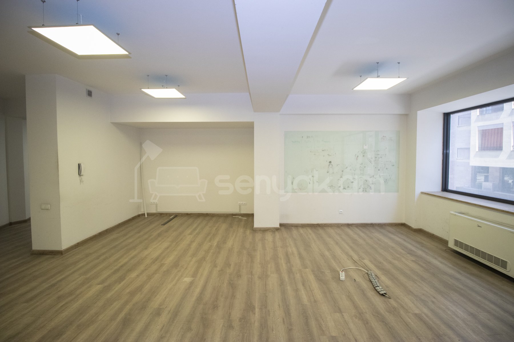 Նորակառույց Օֆիսային Տարածք, 120քմ