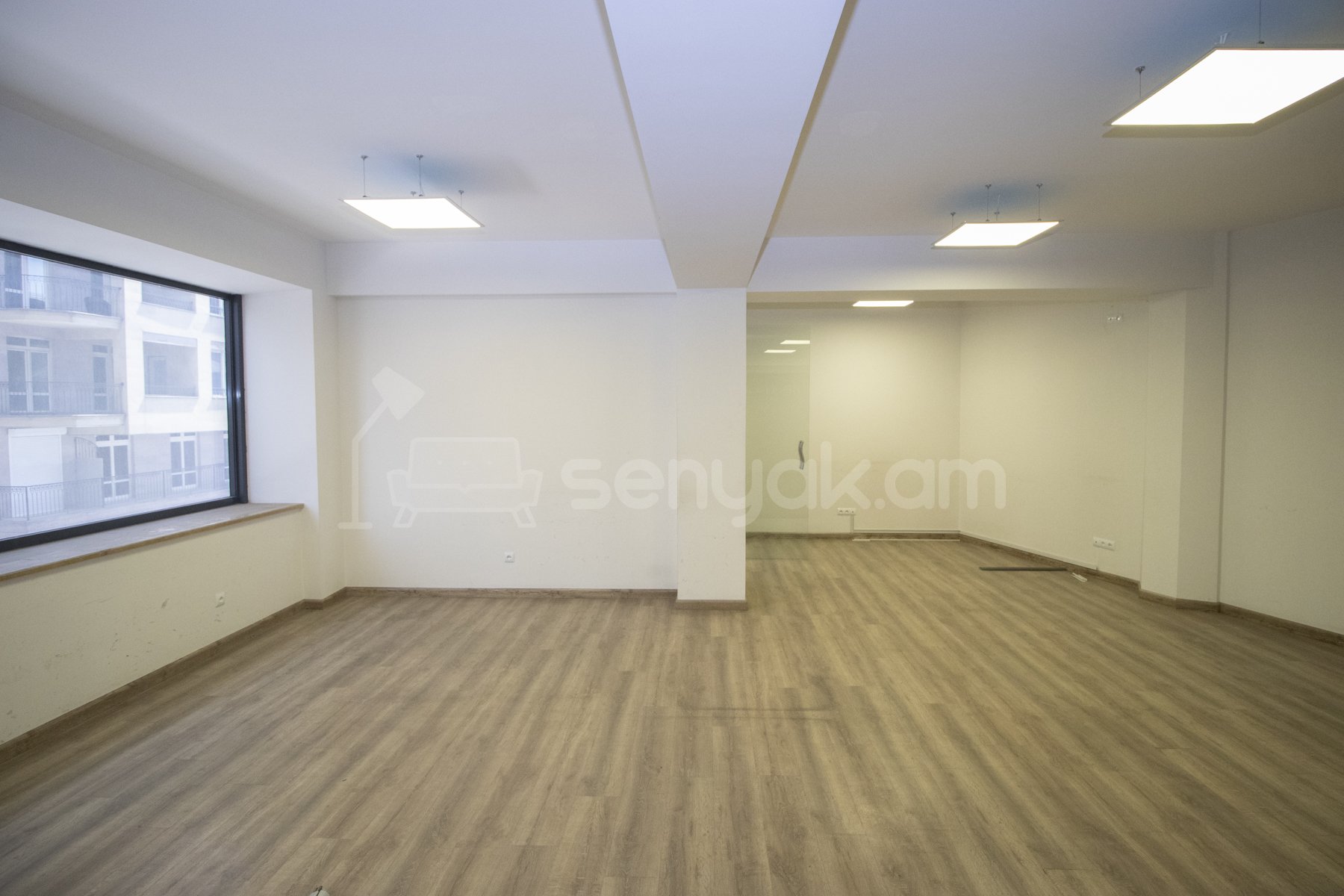 Նորակառույց Օֆիսային Տարածք, 120քմ