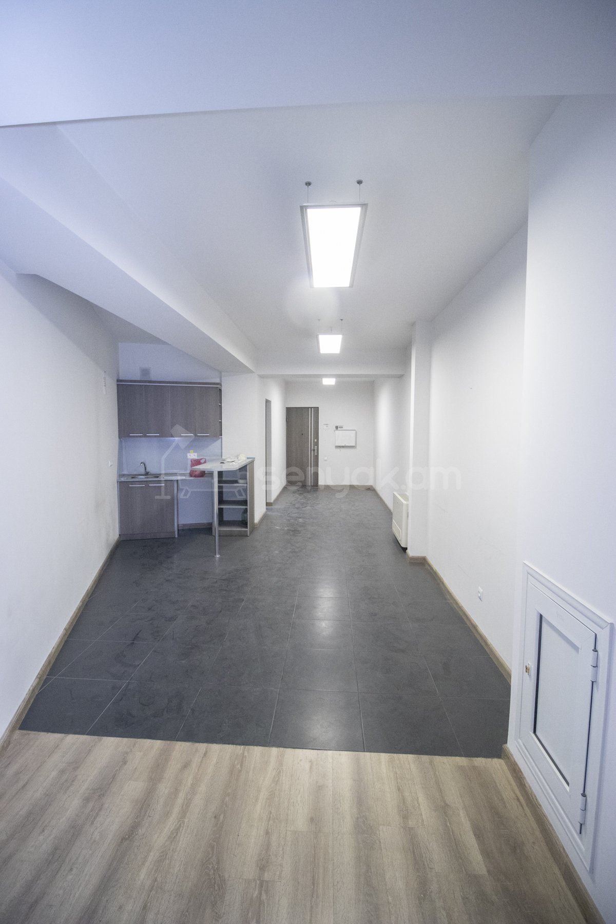 Նորակառույց Օֆիսային Տարածք, 120քմ