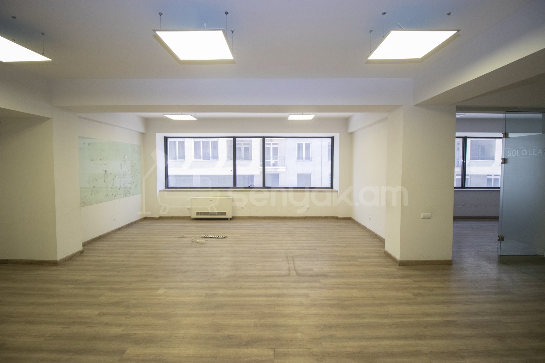 Նորակառույց Օֆիսային Տարածք, 120քմ