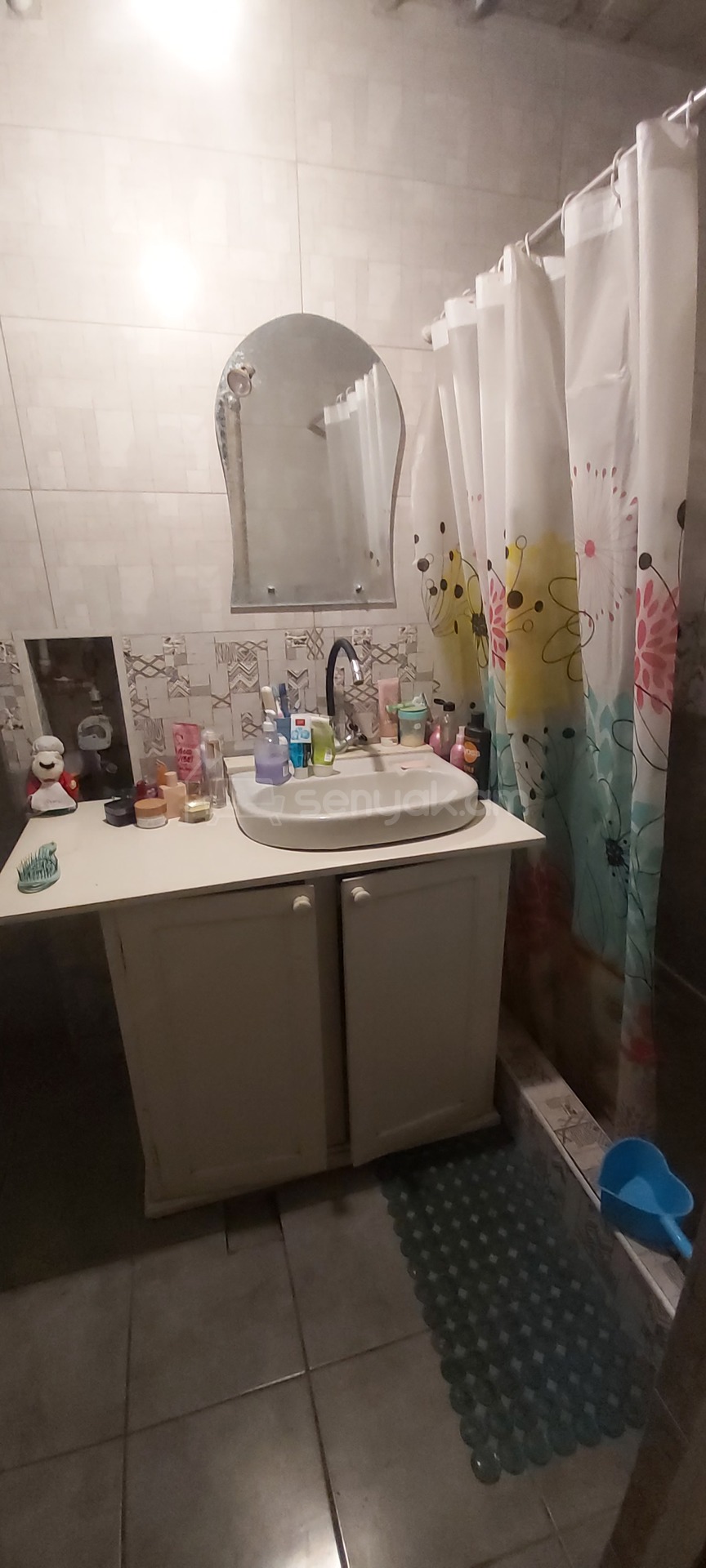 2 Սենյականոց Բնակարան Քարե Շենքում, 50քմ, 3/3 հարկ, Դիզայներական Վերանորոգված, Կահավորված, Արևկող