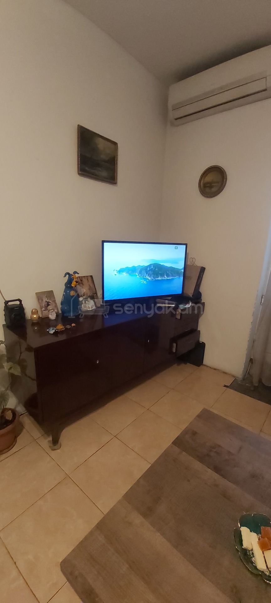 2 Սենյականոց Բնակարան Քարե Շենքում, 50քմ, 3/3 հարկ, Դիզայներական Վերանորոգված, Կահավորված, Արևկող