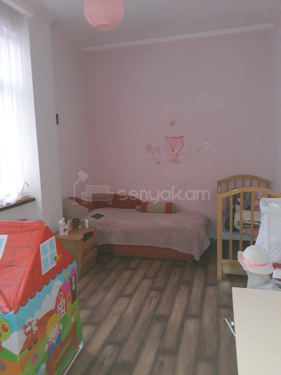 3 Սենյականոց Բնակարան Քարե Շենքում, 87քմ, 1/5 հարկ, Կապիտալ Վերանորոգված, Կահավորված