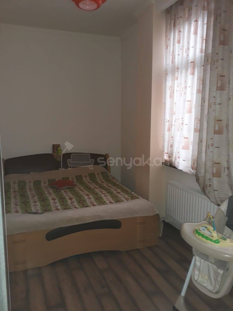 3 Սենյականոց Բնակարան Քարե Շենքում, 87քմ, 1/5 հարկ, Կապիտալ Վերանորոգված, Կահավորված