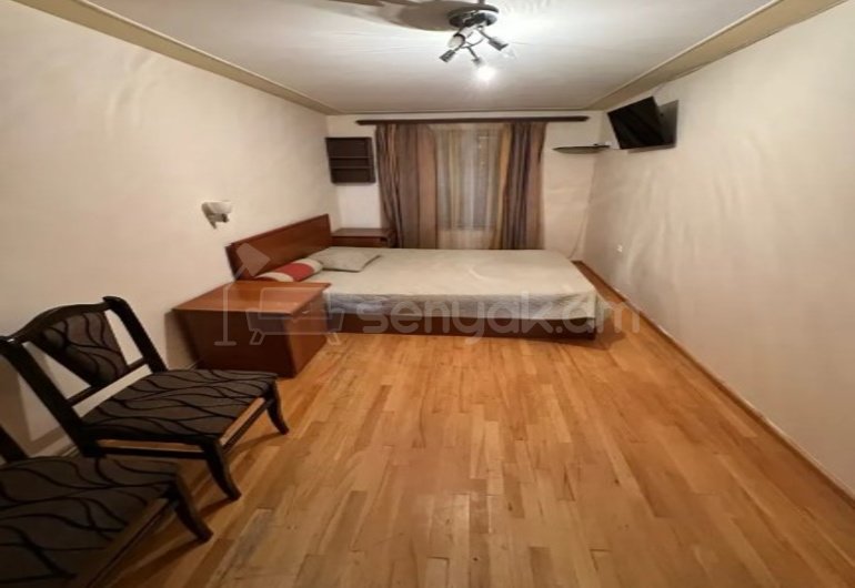 2 Սենյականոց Բնակարան, 55քմ, 4/4 հարկ, Կոսմետիկ Վերանորոգված, Կահավորված, Արևկող