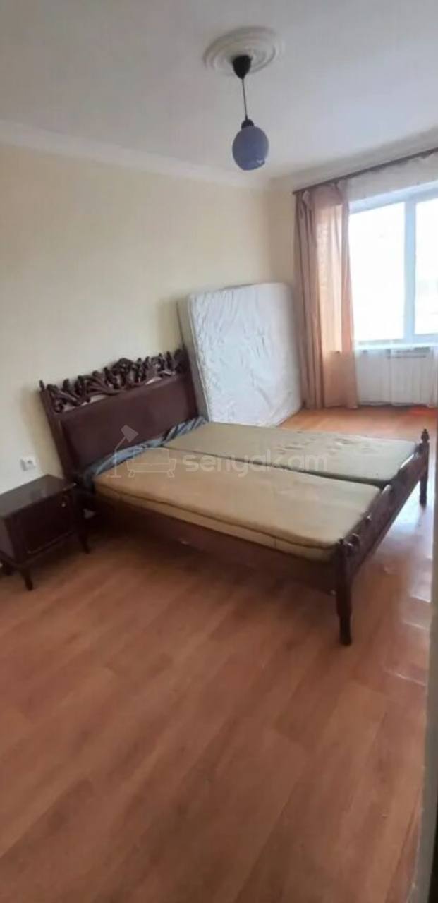 2 Սենյականոց Բնակարան Քարե Շենքում, 68քմ, 3/5 հարկ, Կոսմետիկ Վերանորոգված, Կահավորված