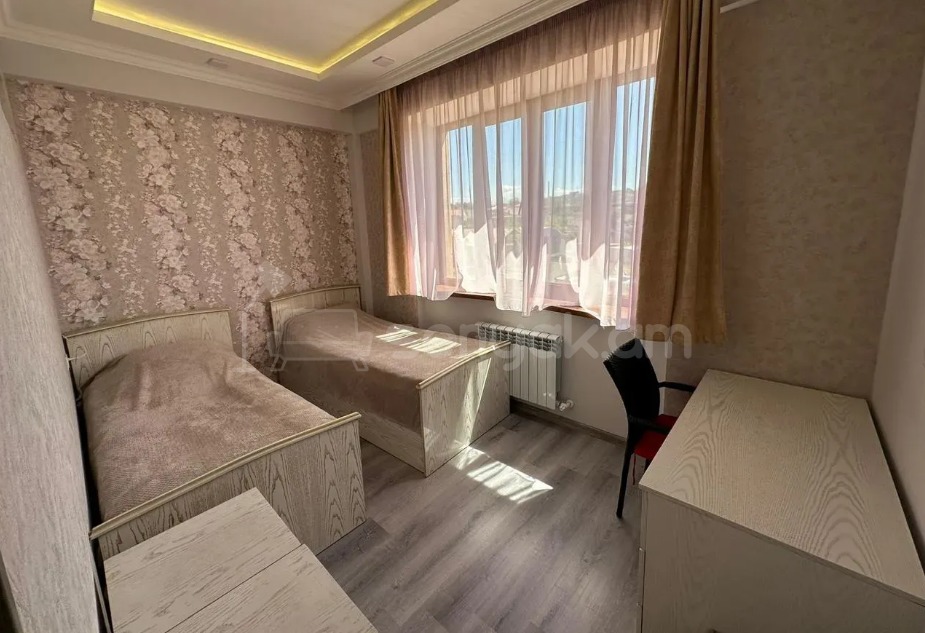 5 Սենյականոց Բնակարան, 152քմ, 2/12 հարկ, Կապիտալ Վերանորոգված