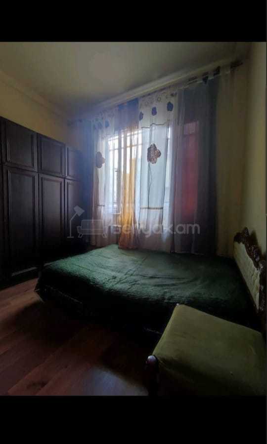 2 Սենյականոց Բնակարան Քարե Շենքում, 50քմ, 1/5 հարկ, Կապիտալ Վերանորոգված, Կահավորված