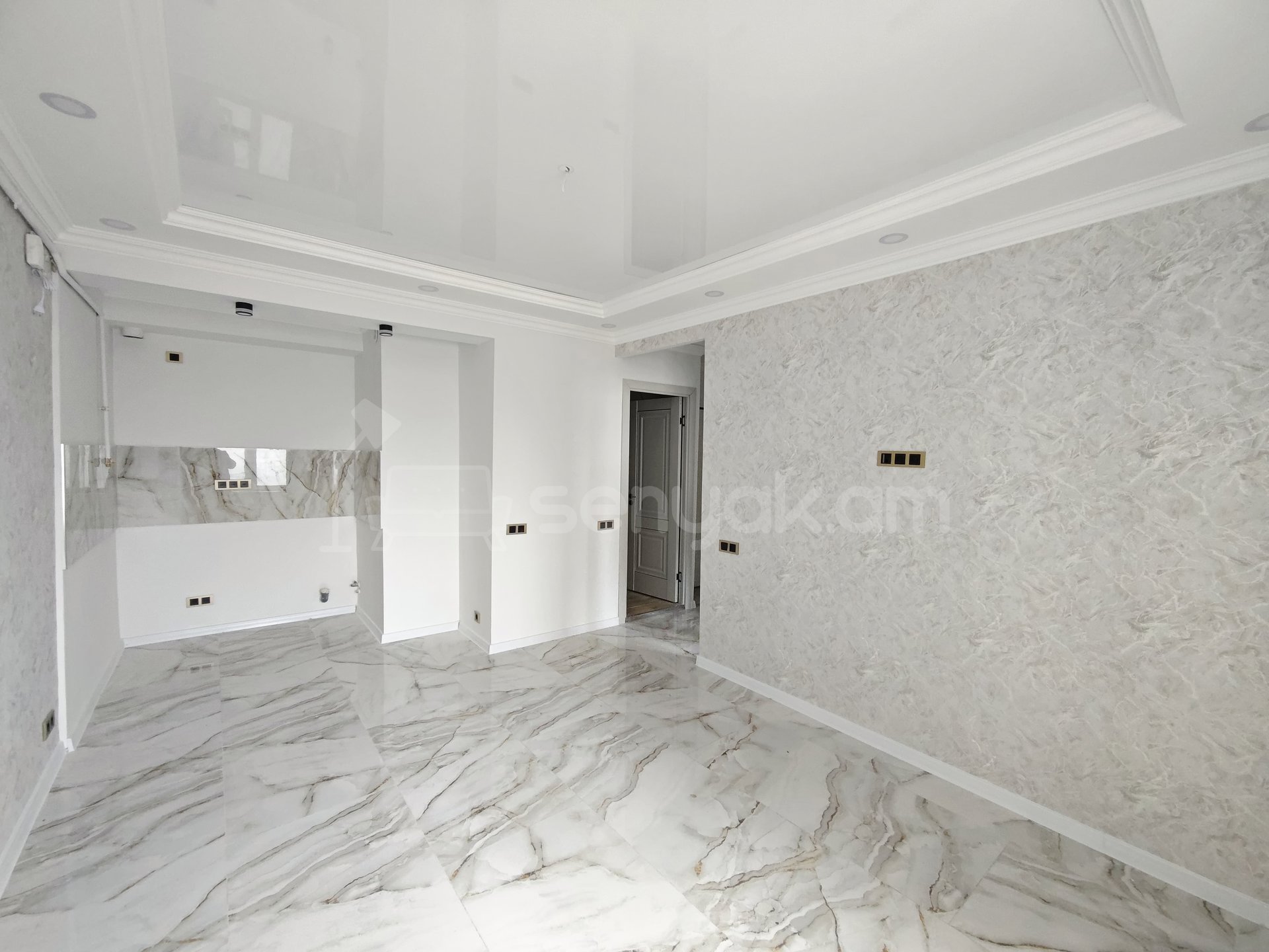 1 Սենյականոց Բնակարան, 33քմ, 14/16 հարկ, Կապիտալ Վերանորոգված