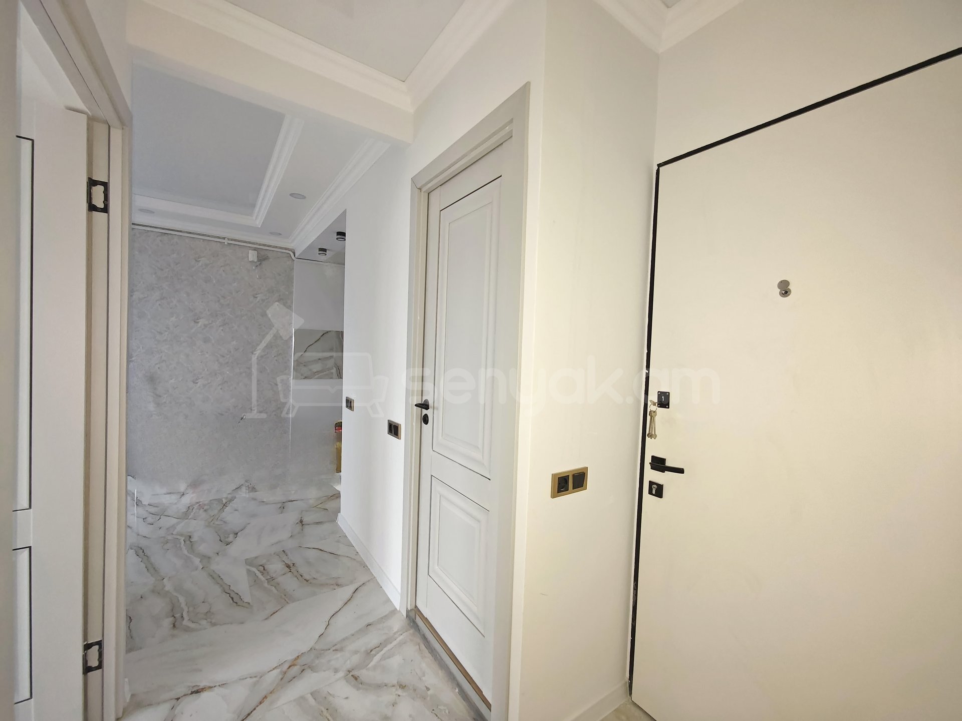 1 Սենյականոց Բնակարան, 33քմ, 14/16 հարկ, Կապիտալ Վերանորոգված