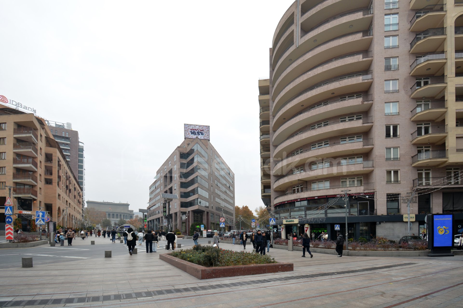 4 Սենյականոց Բնակարան Նորակառույցում, 165քմ, 3/11 հարկ, Կապիտալ Վերանորոգված