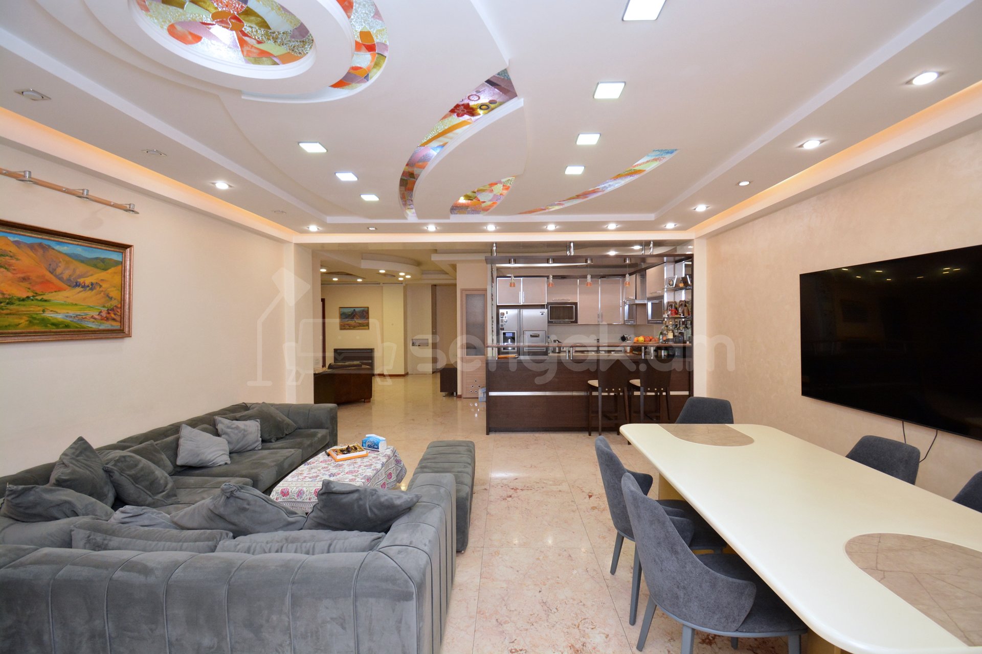 4 Սենյականոց Բնակարան Նորակառույցում, 165քմ, 3/11 հարկ, Կապիտալ Վերանորոգված