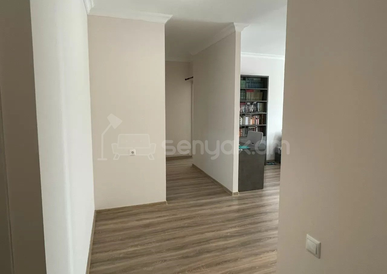 2 Սենյականոց Բնակարան Նորակառույցում, 85քմ, 3/13 հարկ, Կապիտալ Վերանորոգված