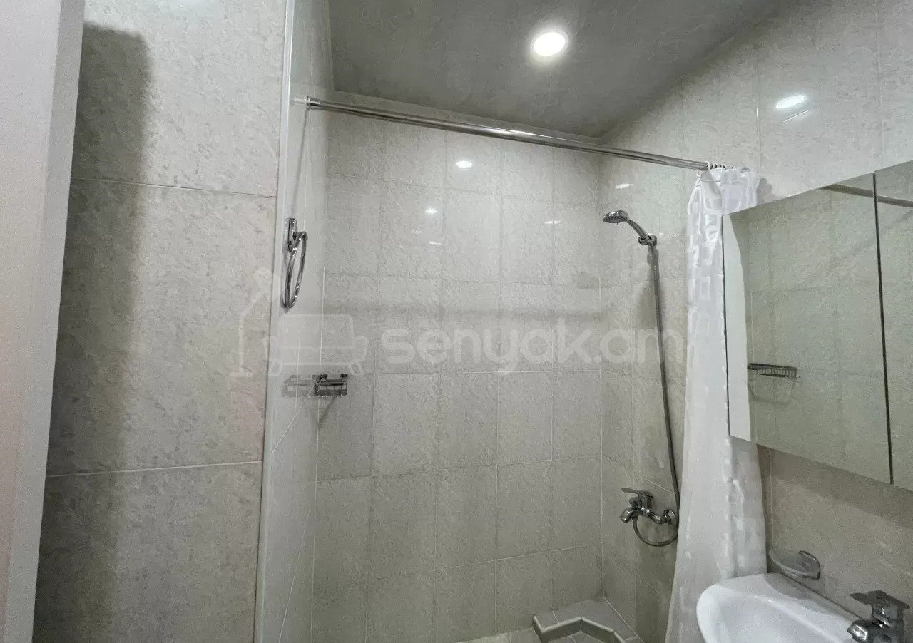 2 Սենյականոց Բնակարան Նորակառույցում, 85քմ, 3/13 հարկ, Կապիտալ Վերանորոգված