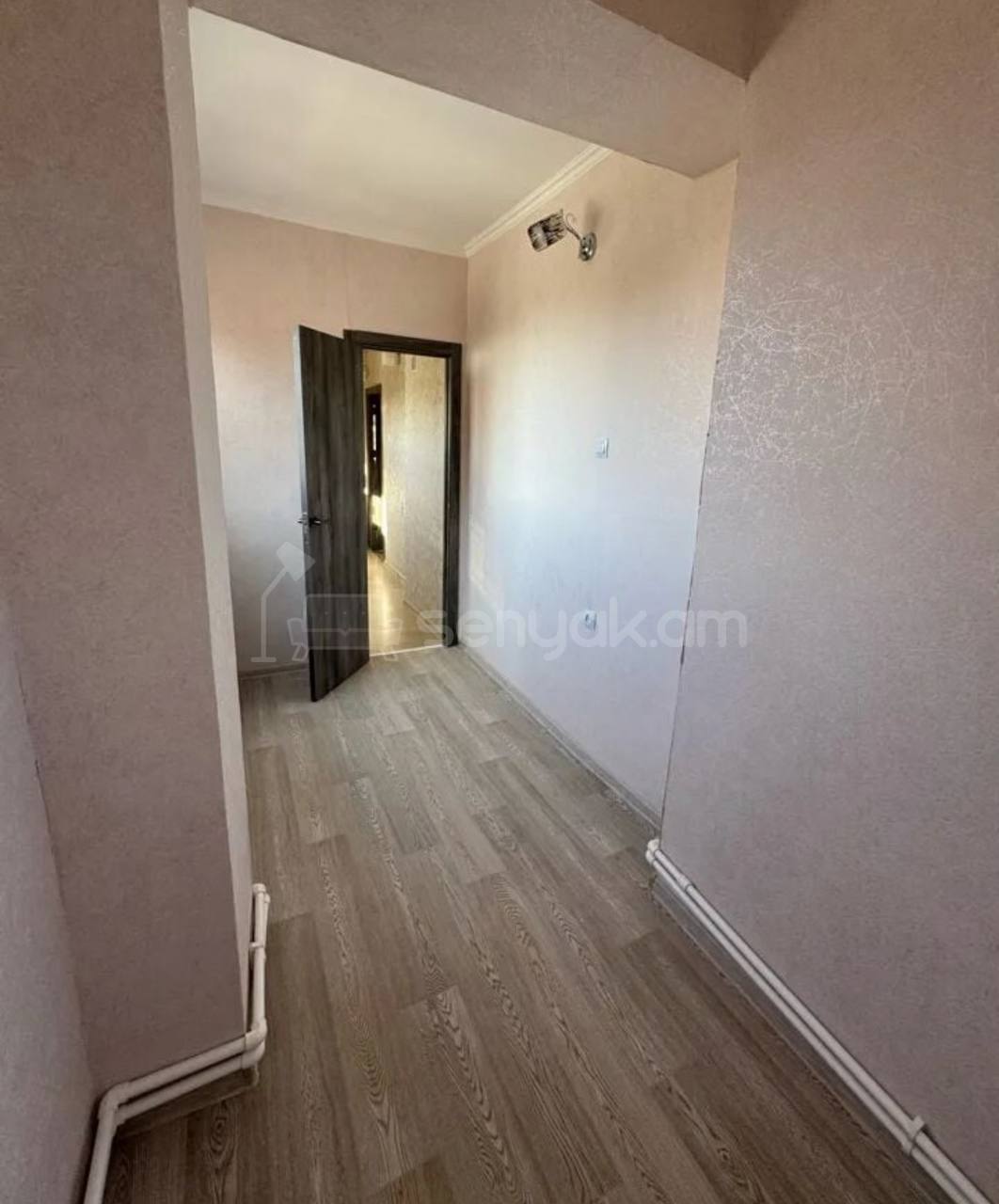 2 Սենյականոց Բնակարան, 64քմ, 9/10 հարկ, Կապիտալ Վերանորոգված, Կահավորված, Արևկող