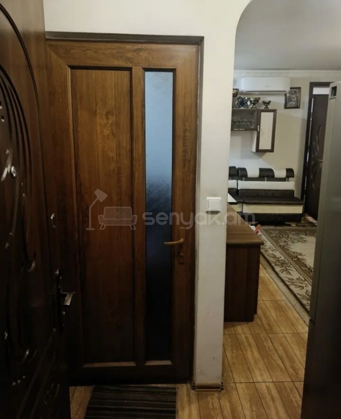 3 Սենյականոց Բնակարան, 43քմ, 2/4 հարկ, Նորմալ Վիճակում