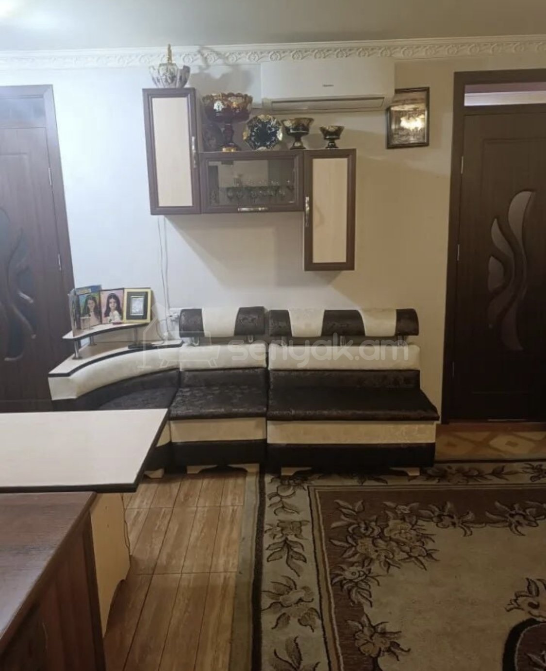 3 Սենյականոց Բնակարան, 43քմ, 2/4 հարկ, Նորմալ Վիճակում