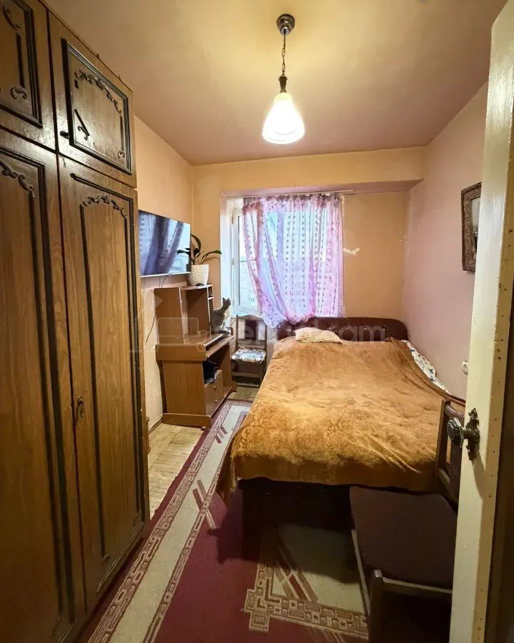 4 Սենյականոց Բնակարան, 90քմ, 8/9 հարկ, Նորմալ Վիճակում