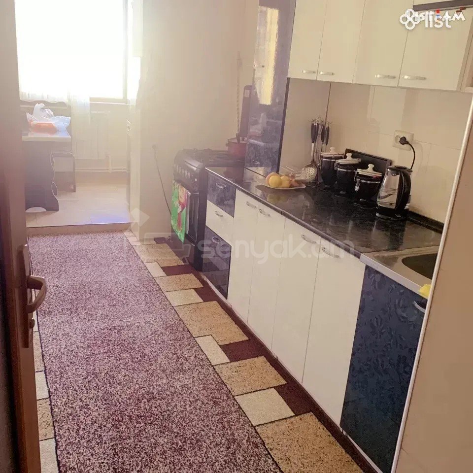 3 Սենյականոց Բնակարան, 70քմ, 7/9 հարկ, Նորմալ Վիճակում, Կահավորված, Արևկող