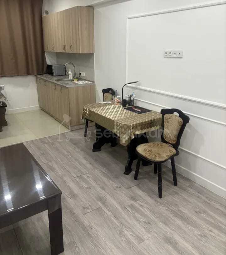 2 Սենյականոց Բնակարան, 55քմ, 2/9 հարկ, Նորմալ Վիճակում, Կահավորված