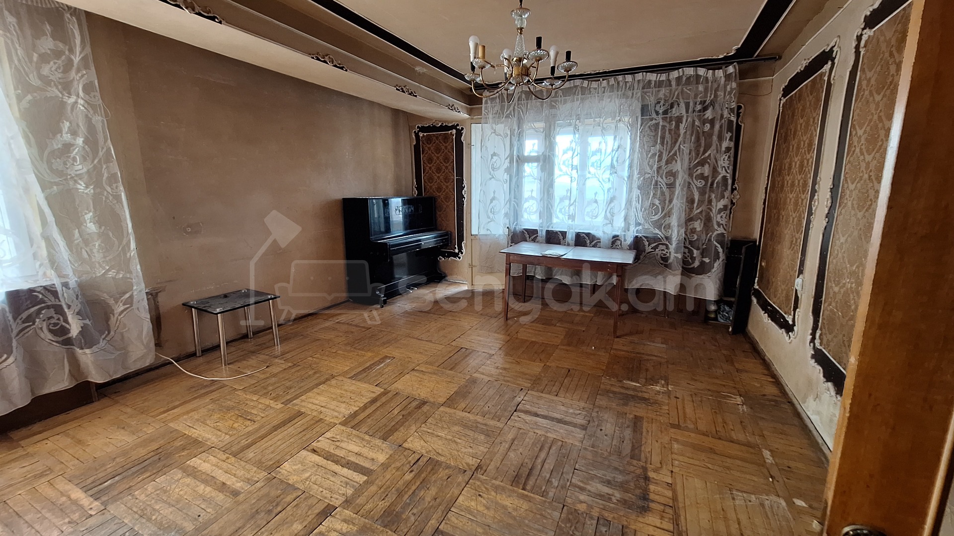 3 Սենյականոց Բնակարան, 95քմ, 6/14 հարկ, Պետական Վիճակում, Մասամբ Կահավորված, Արևկող