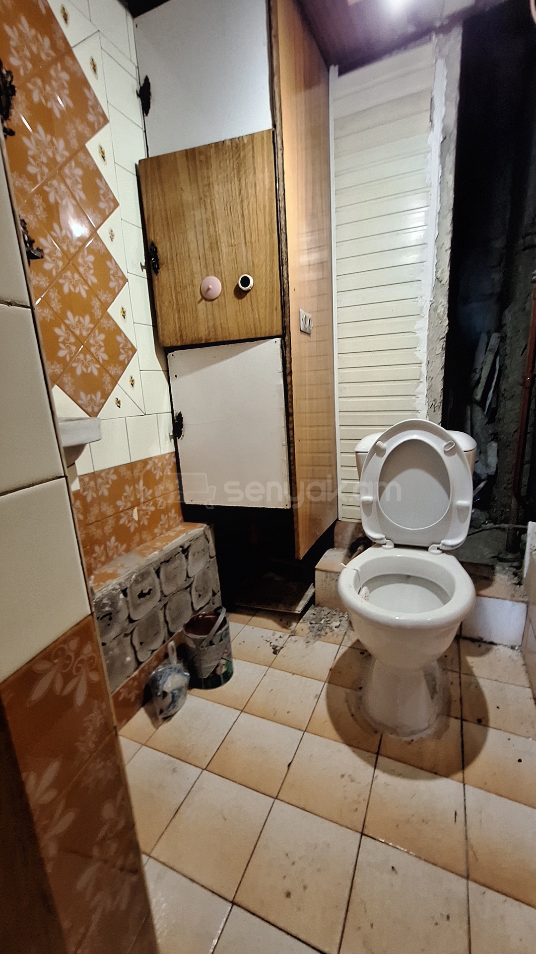 3 Սենյականոց Բնակարան, 95քմ, 6/14 հարկ, Պետական Վիճակում, Մասամբ Կահավորված, Արևկող