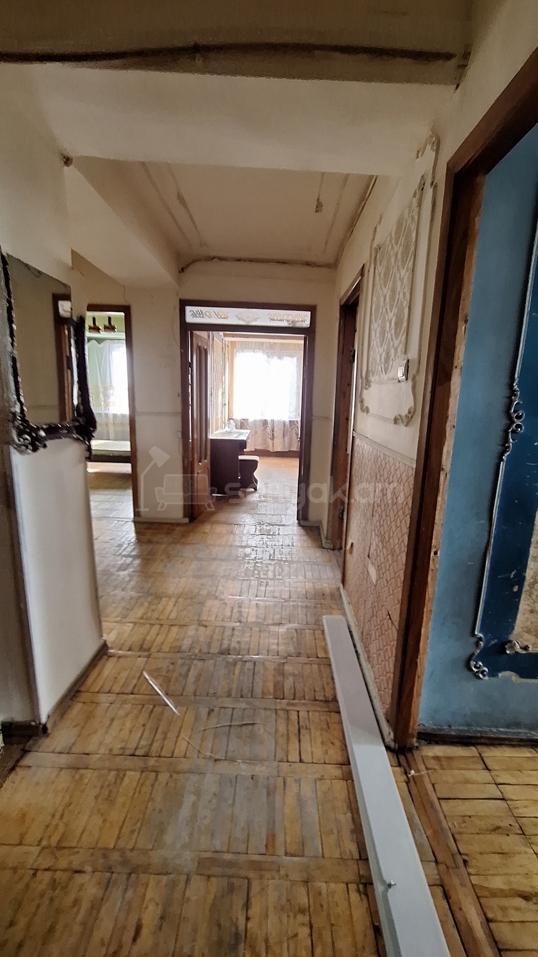 3 Սենյականոց Բնակարան, 95քմ, 6/14 հարկ, Պետական Վիճակում, Մասամբ Կահավորված, Արևկող