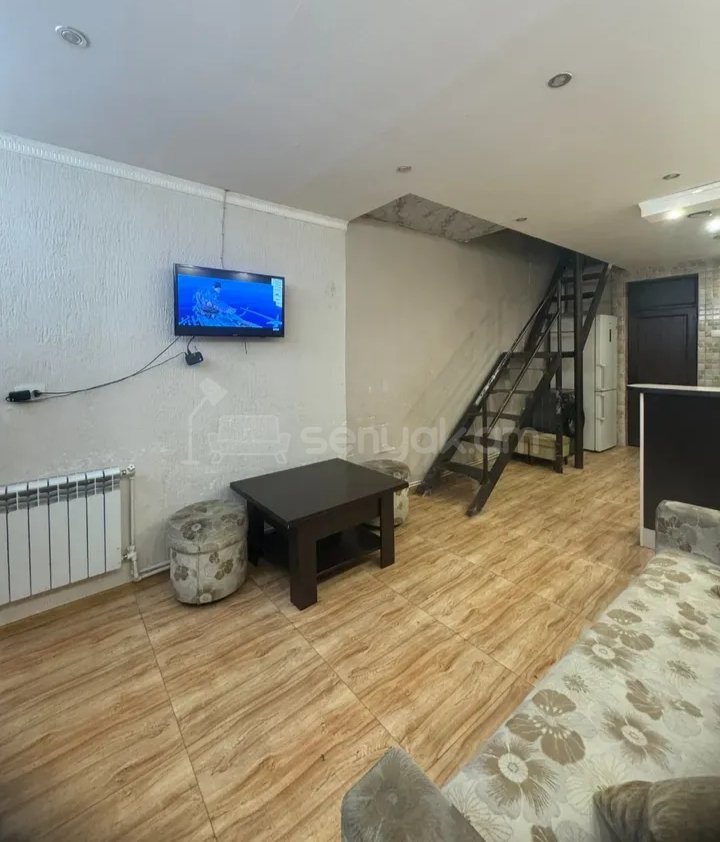 2 Սենյականոց Բնակարան Քարե Շենքում, 56քմ, 1/1 հարկ, Նորմալ Վիճակում, Կահավորված