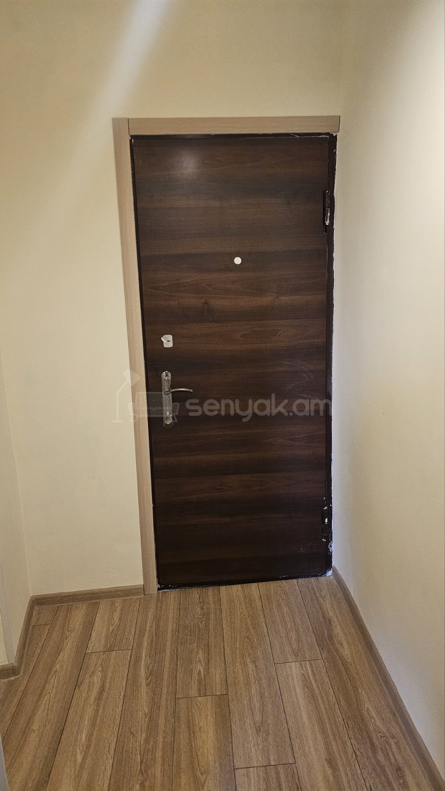 3 Սենյականոց Բնակարան, 68քմ, 12/16 հարկ, Կապիտալ Վերանորոգված, Կահավորված, Արևկող