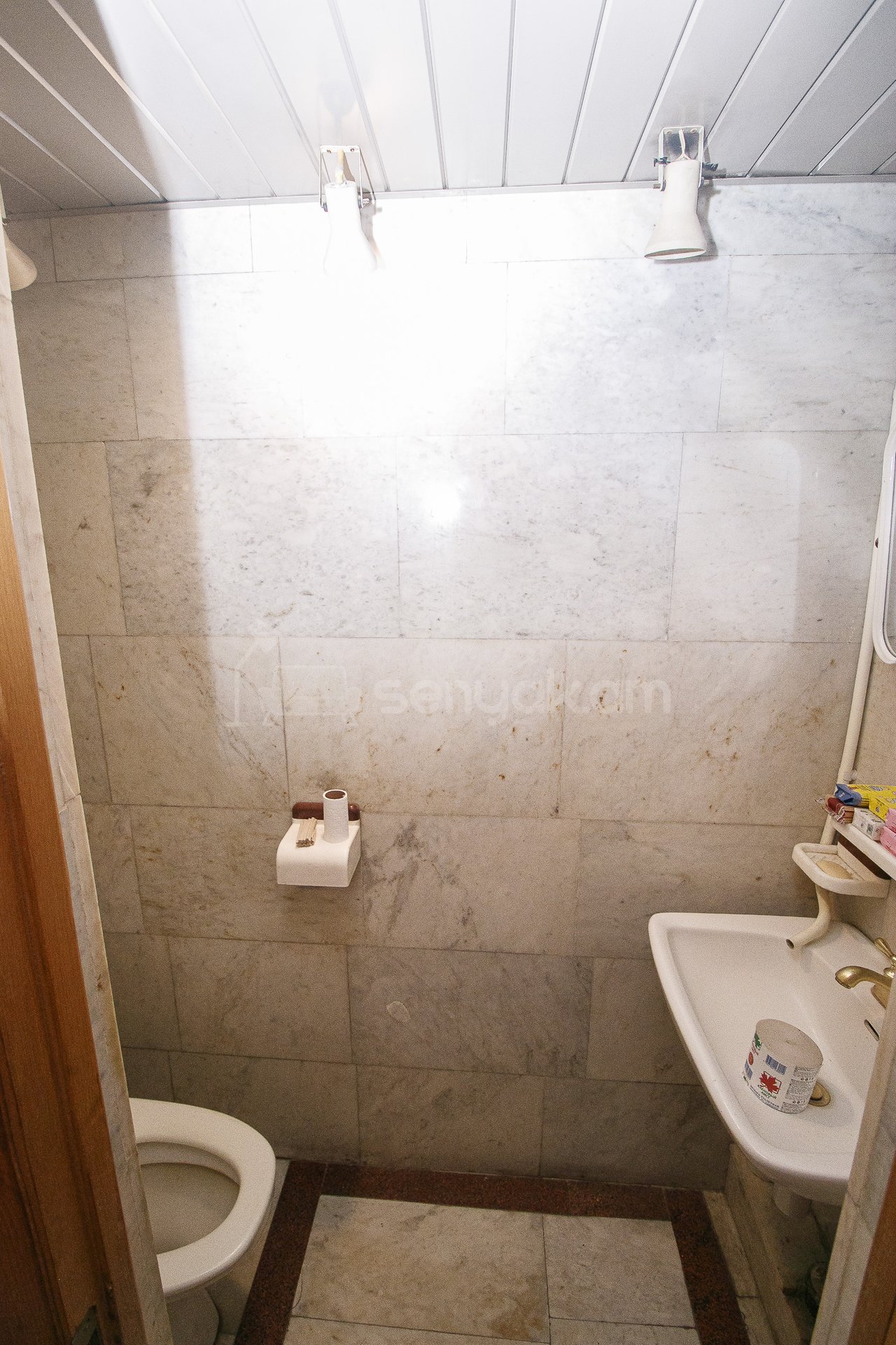 3 Սենյականոց Բնակարան Քարե Շենքում, 100քմ, 4/5 հարկ, Կոսմետիկ Վերանորոգված