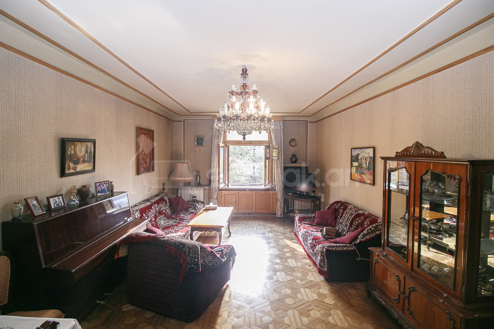 3 Սենյականոց Բնակարան Քարե Շենքում, 100քմ, 4/5 հարկ, Կոսմետիկ Վերանորոգված