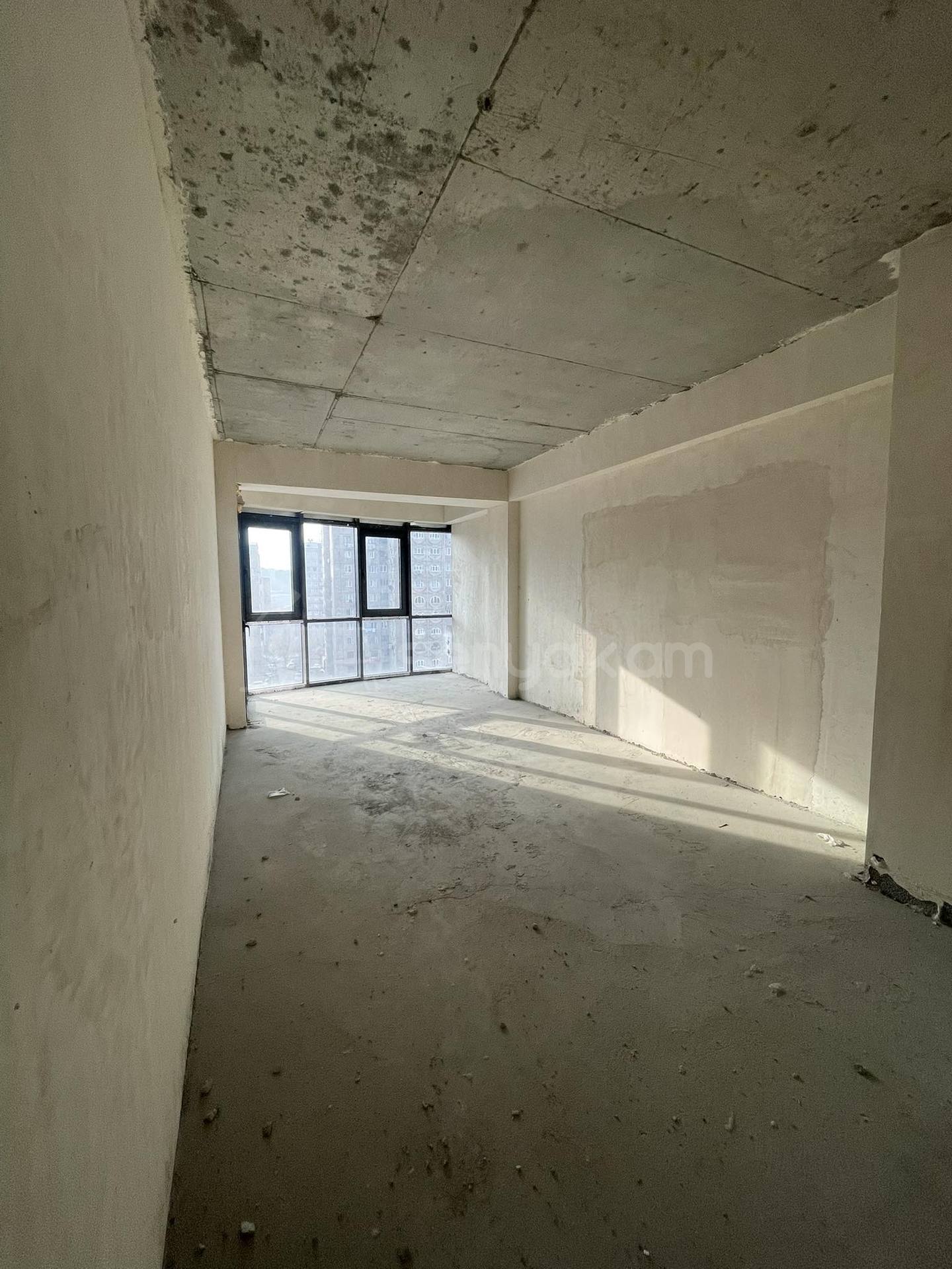 4 Սենյականոց Բնակարան Նորակառույցում, 127քմ, 8/18 հարկ, Զրոյական Վիճակում