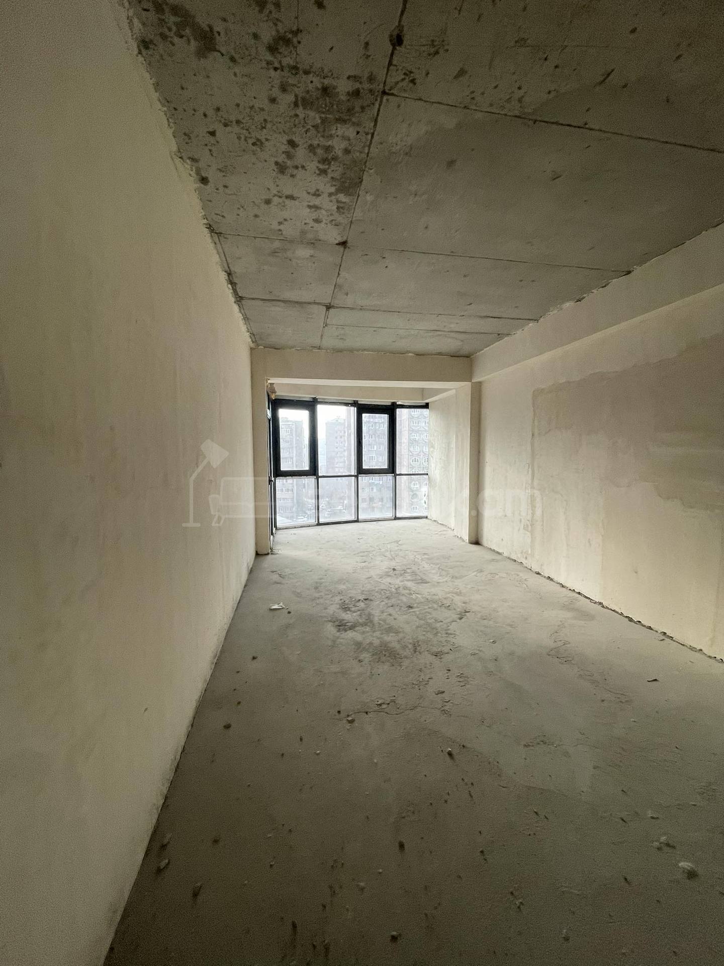 4 Սենյականոց Բնակարան Նորակառույցում, 127քմ, 8/18 հարկ, Զրոյական Վիճակում