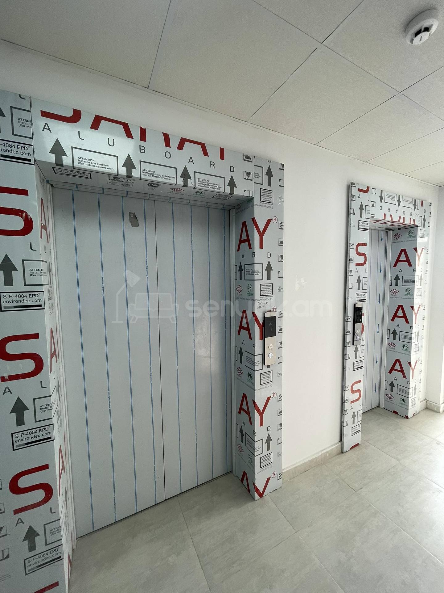 4 Սենյականոց Բնակարան Նորակառույցում, 127քմ, 8/18 հարկ, Զրոյական Վիճակում