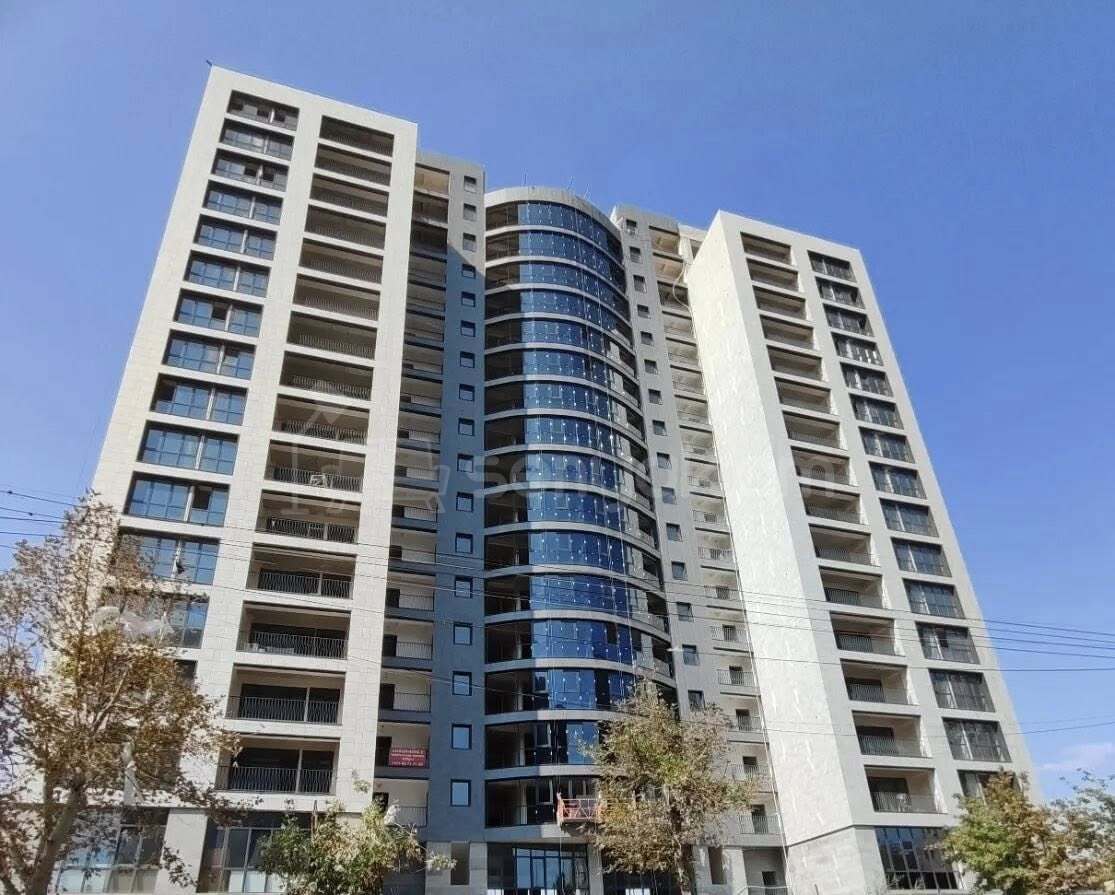 4 Սենյականոց Բնակարան Նորակառույցում, 127քմ, 8/18 հարկ, Զրոյական Վիճակում