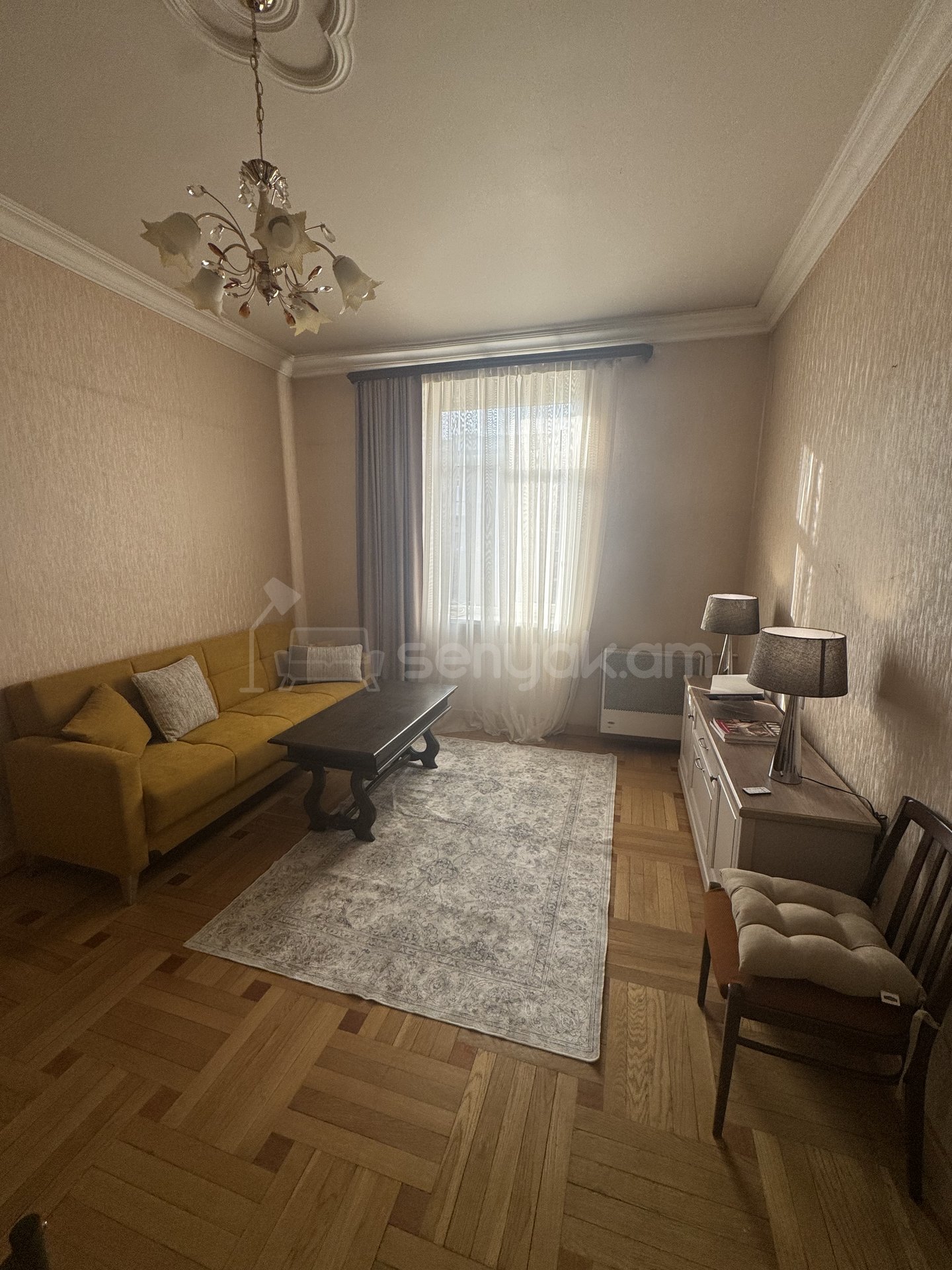 1 Սենյականոց Բնակարան Քարե Շենքում, 36քմ, 3/5 հարկ, Կոսմետիկ Վերանորոգված, Կահավորված, Արևկող