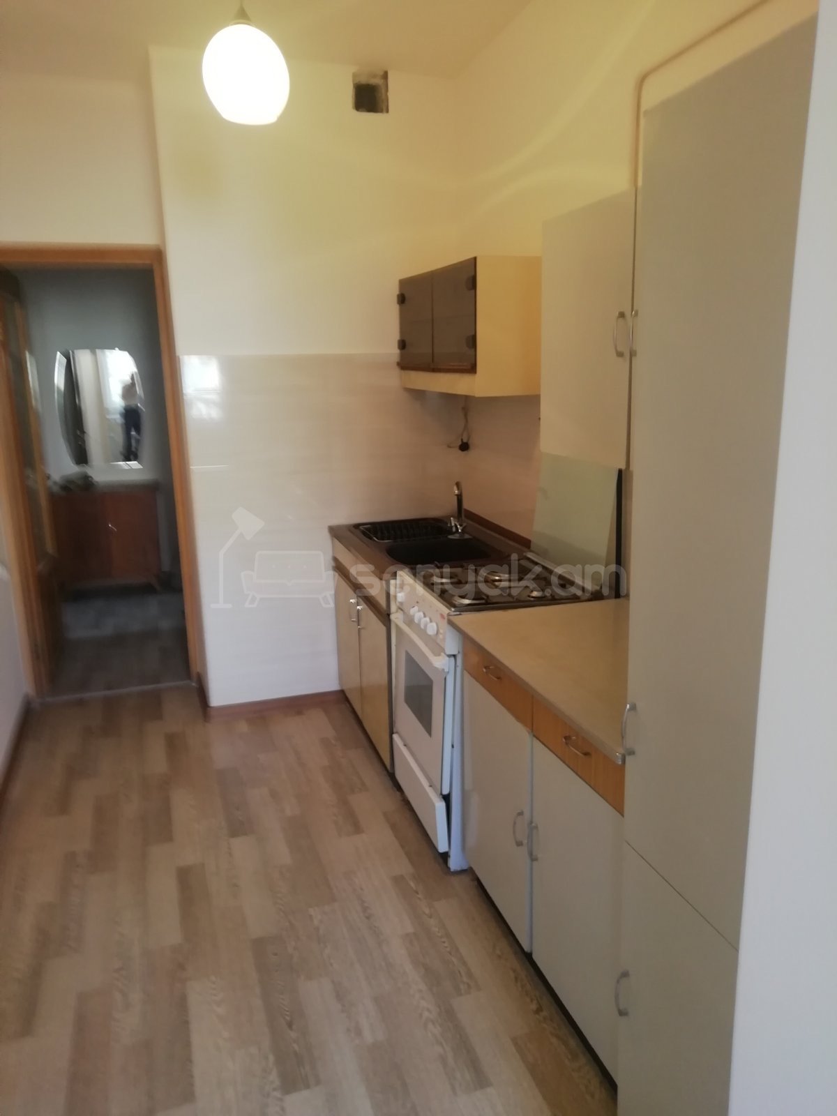 2 Սենյականոց Բնակարան, 45քմ, 3/9 հարկ, Նորմալ Վիճակում, Կահավորված