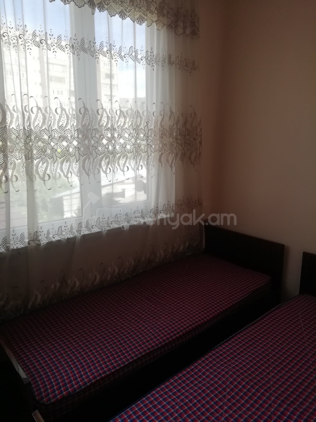 2 Սենյականոց Բնակարան, 45քմ, 3/9 հարկ, Նորմալ Վիճակում, Կահավորված