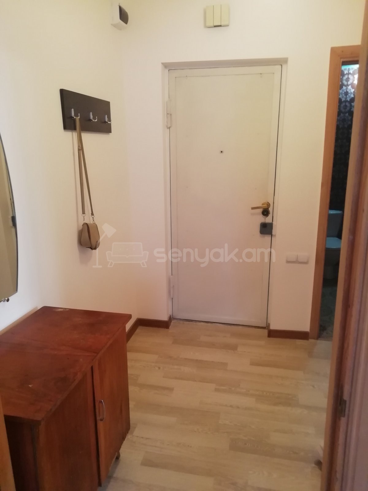 2 Սենյականոց Բնակարան, 45քմ, 3/9 հարկ, Նորմալ Վիճակում, Կահավորված